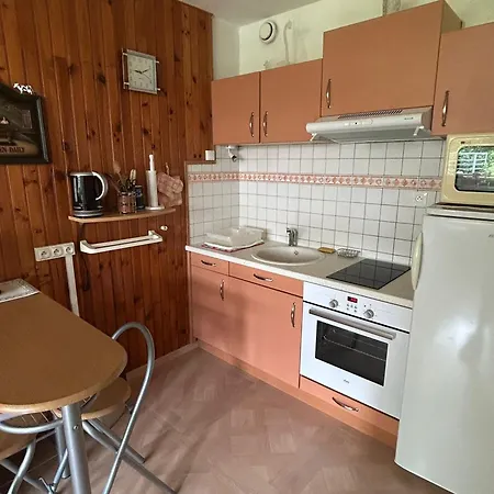 Cosy 1 Chambre, Au Centre De - Fr-1-814-1 *