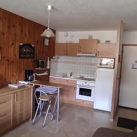 Apartment Cosy 1 Chambre, Au Centre De - Fr-1-814-1 Super Besse