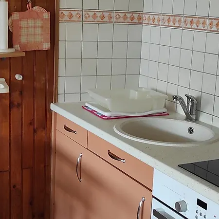Cosy 1 Chambre, Au Centre De - Fr-1-814-1 Super Besse